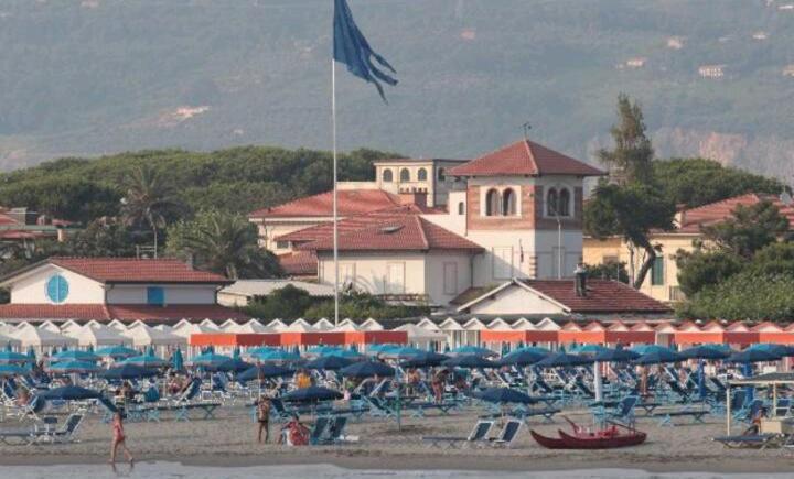 Апартаменты Pisa Happy House Экстерьер фото